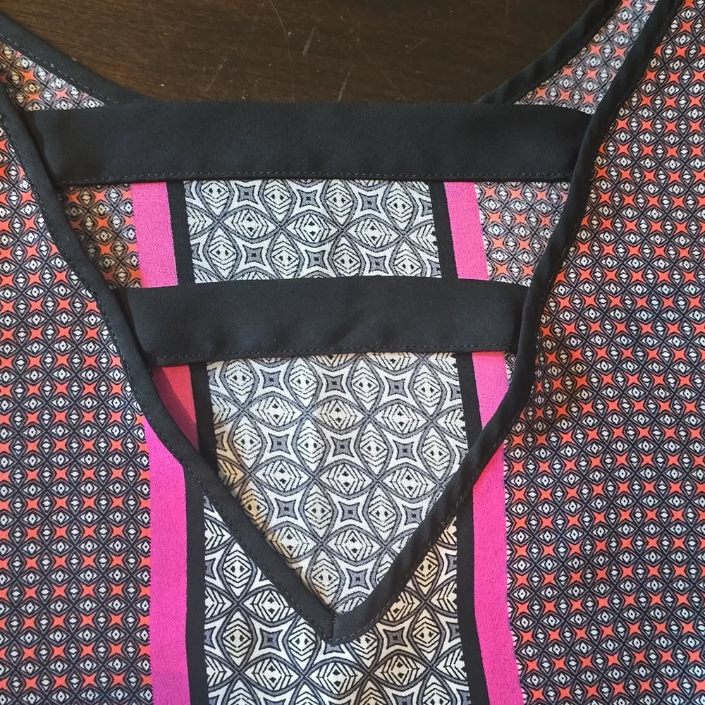 Zac & Rachel Flowy Bright Geometric Tank Top Blouse Large - Picture 6 of 6